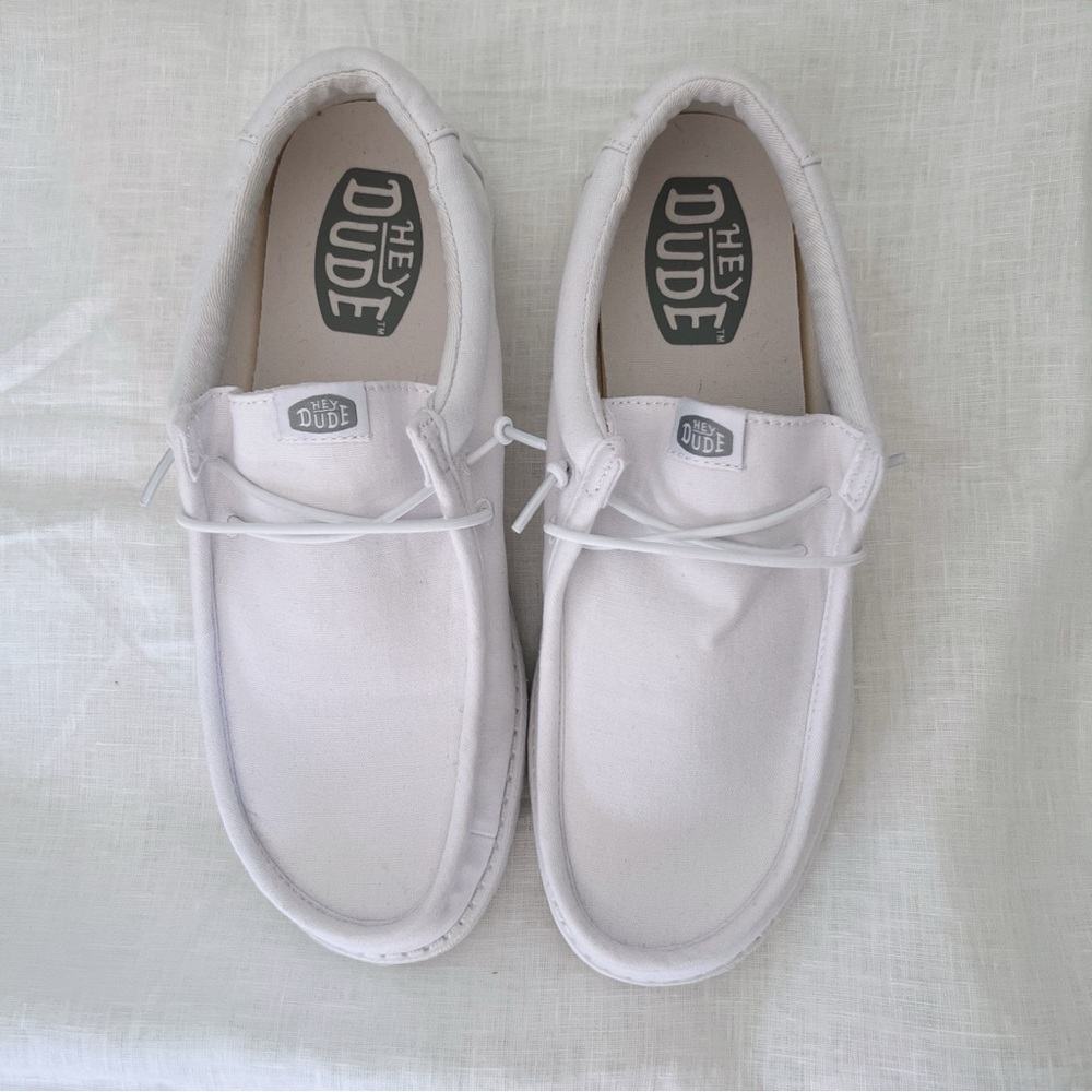 Men’s White Canvas Hey Dudes